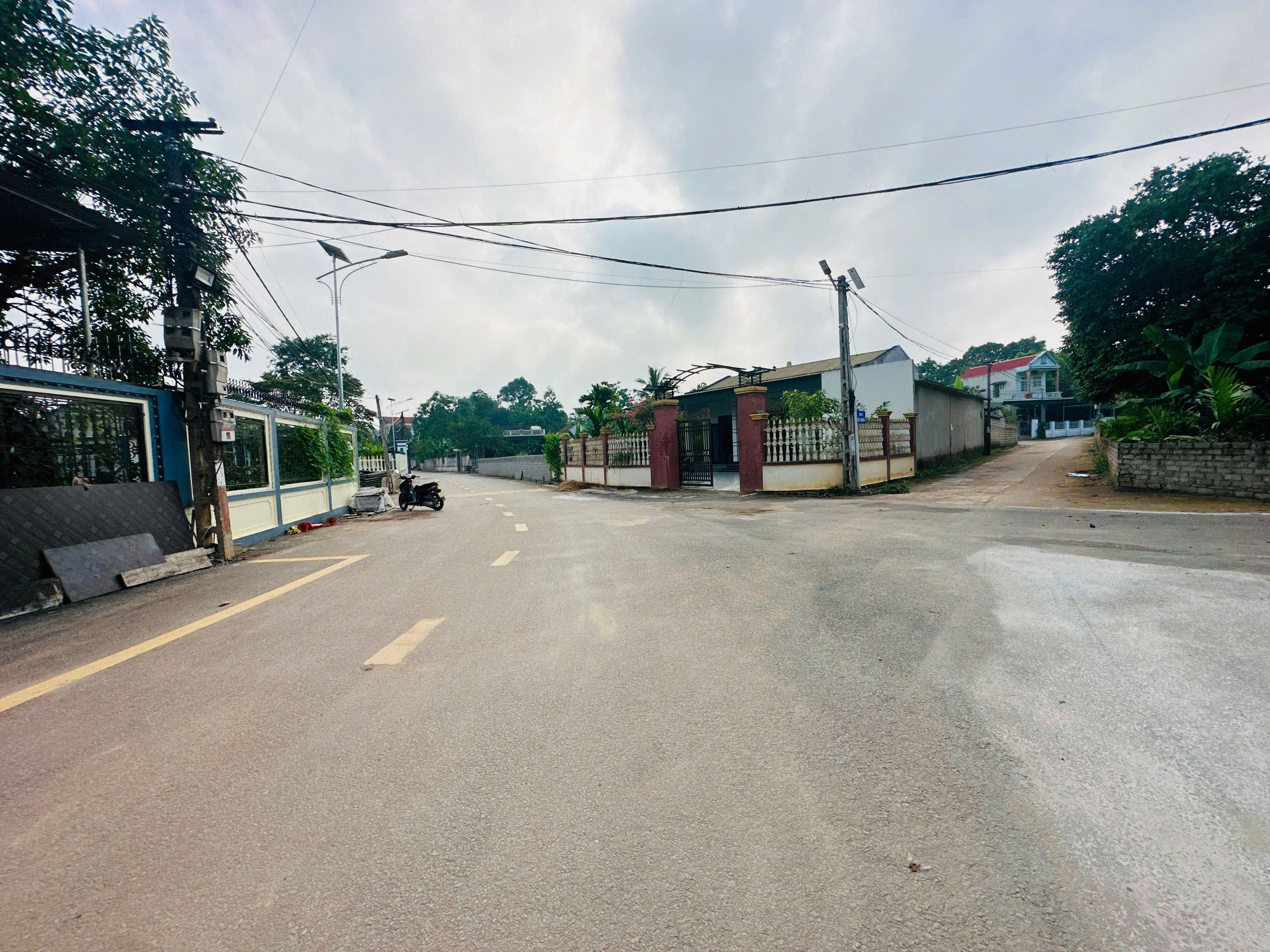 XẢ SÂU LÔ ĐẤT. 6x22 có 100 thổ cư tại Minh Sơn Triệu Sơn.