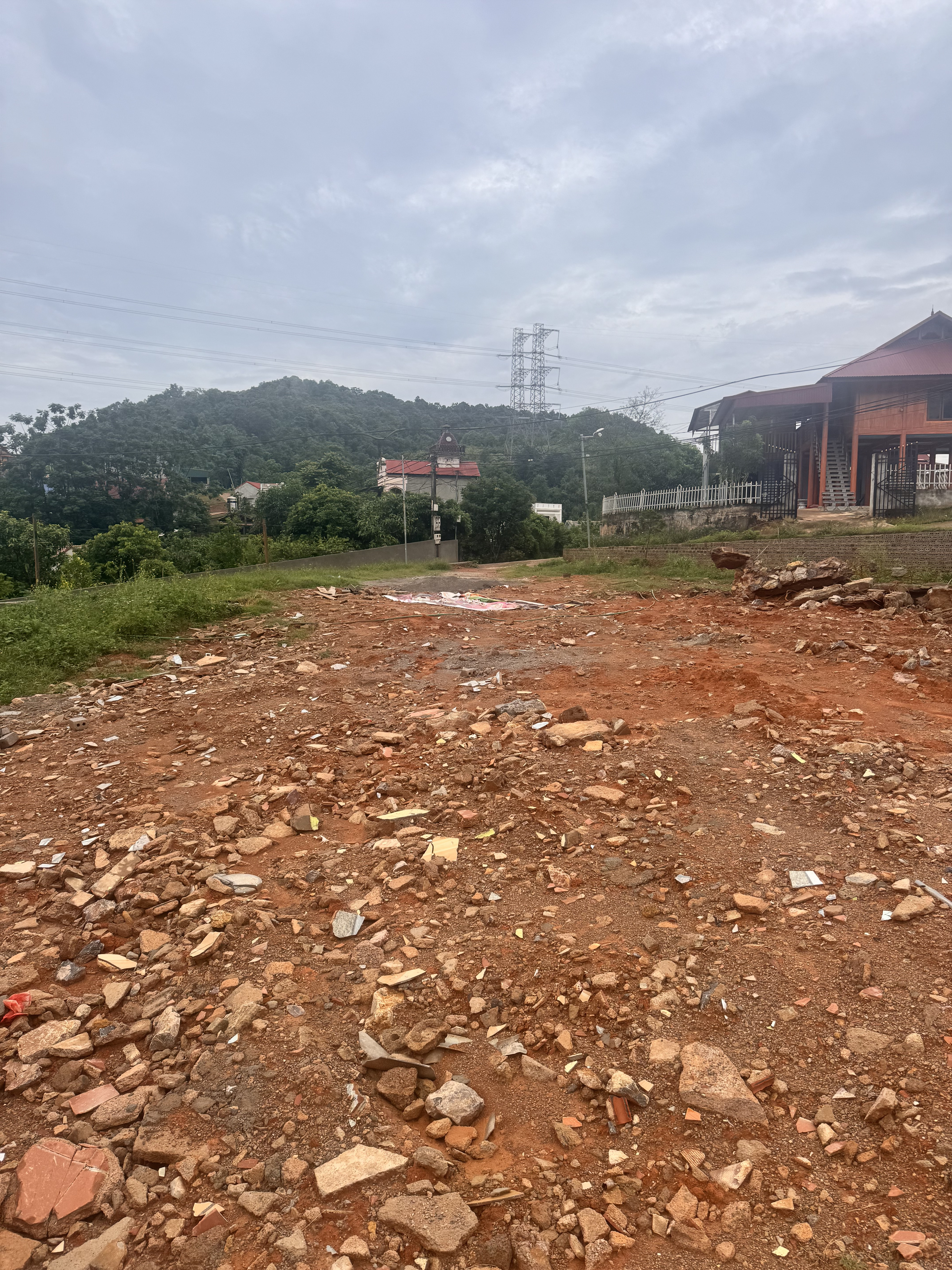 838m2 thuộc tdp là ngà2,phường mộc châu,sơn la