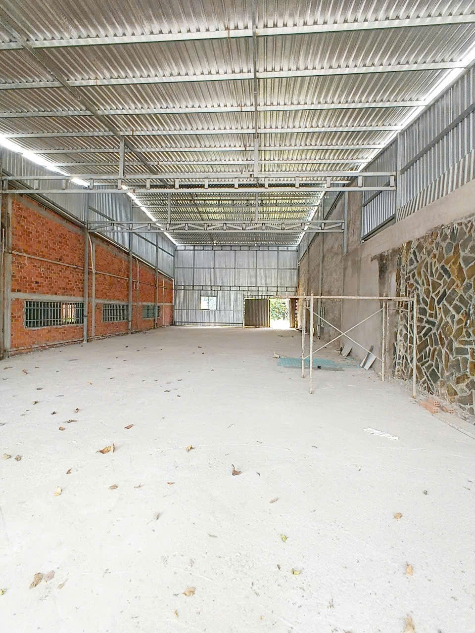 Cho thuê kho xưởng 300m2 mặt tiền đường xe tải tại Mỹ Thạnh An