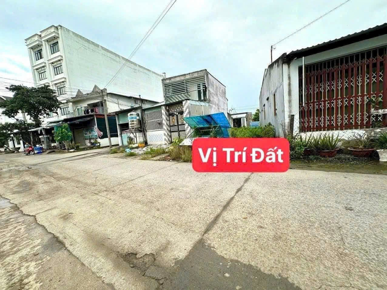 Đất full thổ 2MT 134m2 (5x27) ấp 3 Mỹ Yên, Bến Lức, Long An, giá 2.45 tỷ TLCC