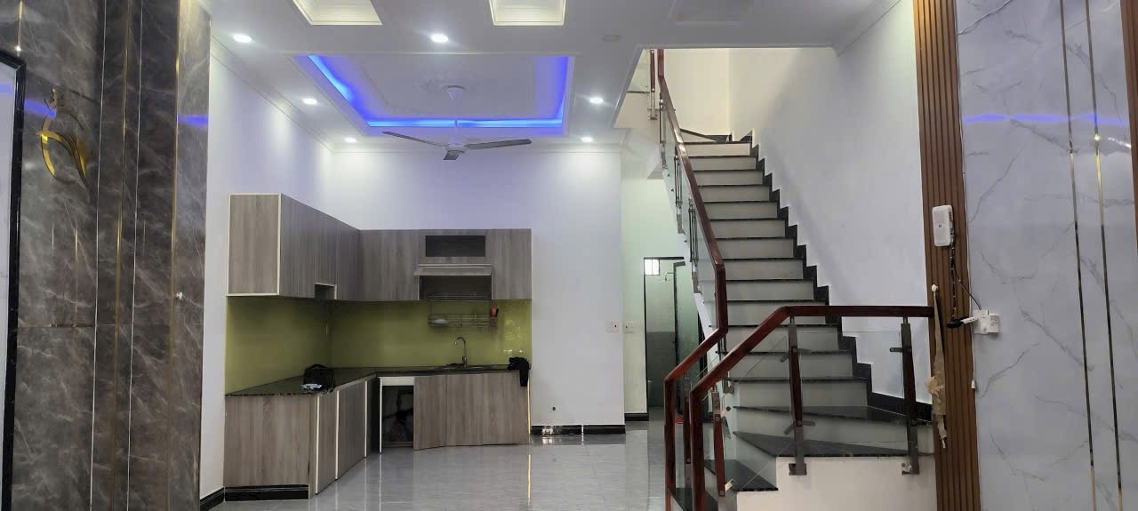 Nhà 85m2 (5x17) trệt + lầu, Mỹ Yên, Bến Lức, Long An, cách QL1A 150m, giá rẻ 1,55 tỷ