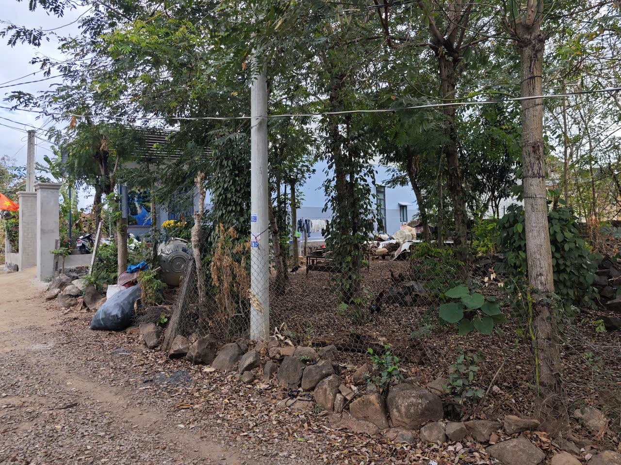 Bán đất 406m² ngang 50m giá 1 tỷ Xã Nam Dong, thổ cư 150m2