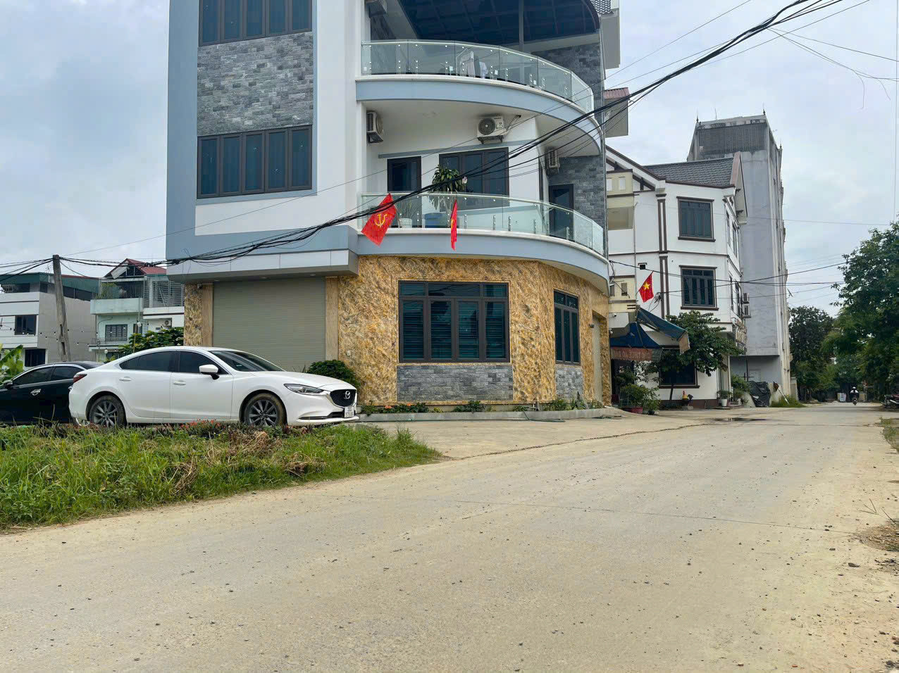 GẤP GẤP 72M ĐẤU GIÁ CHỢ CÁ TRƯỚC UBND XÃ CHỈ 2.3x TỶ CHƯƠNG MỸ HN