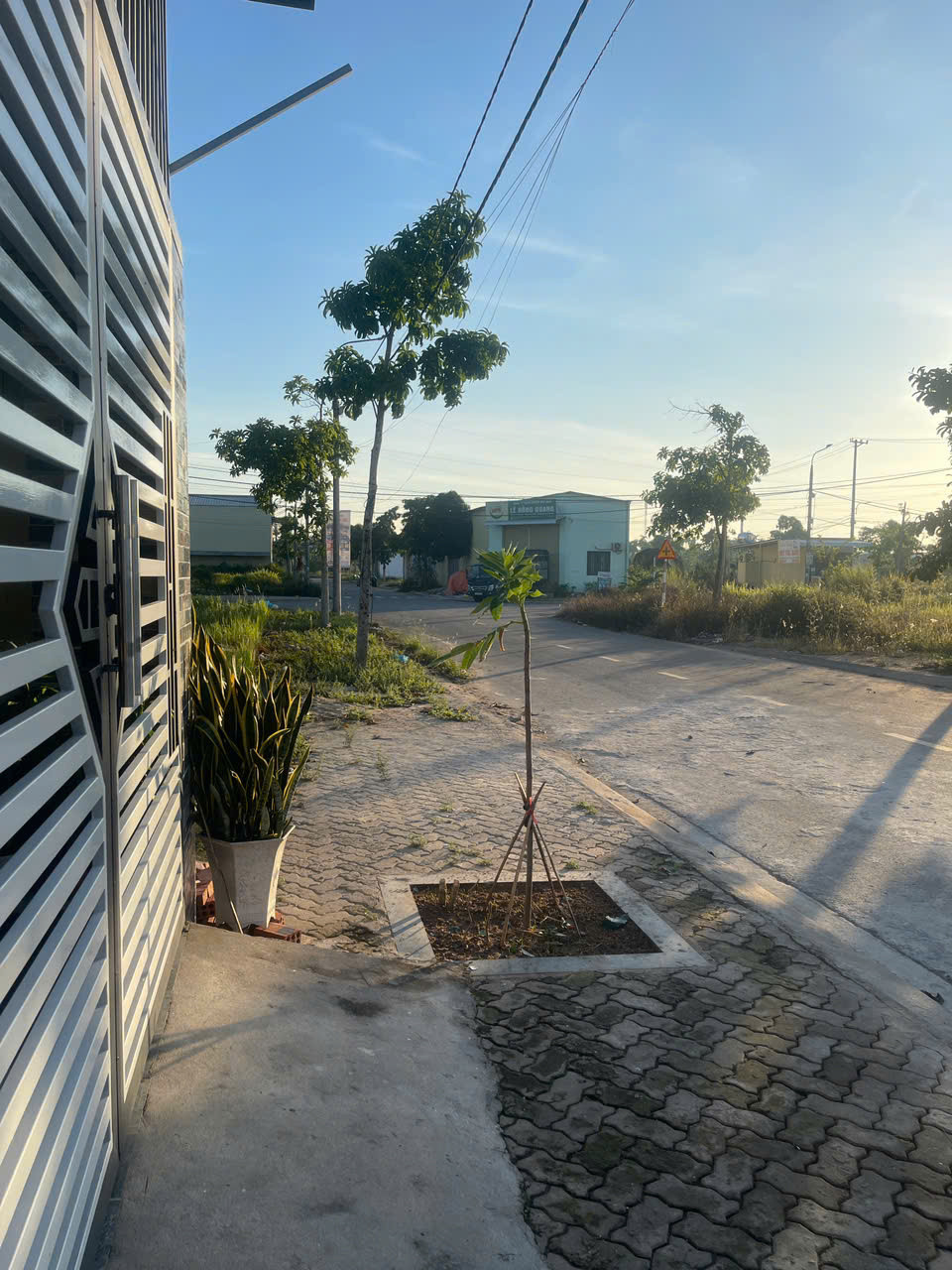 Chuyển công tác cần bán nhanh căn nhà KDC Phú Điền Gác Lửng vừa xây diện tích 100m2 giá 1,95 tỉ