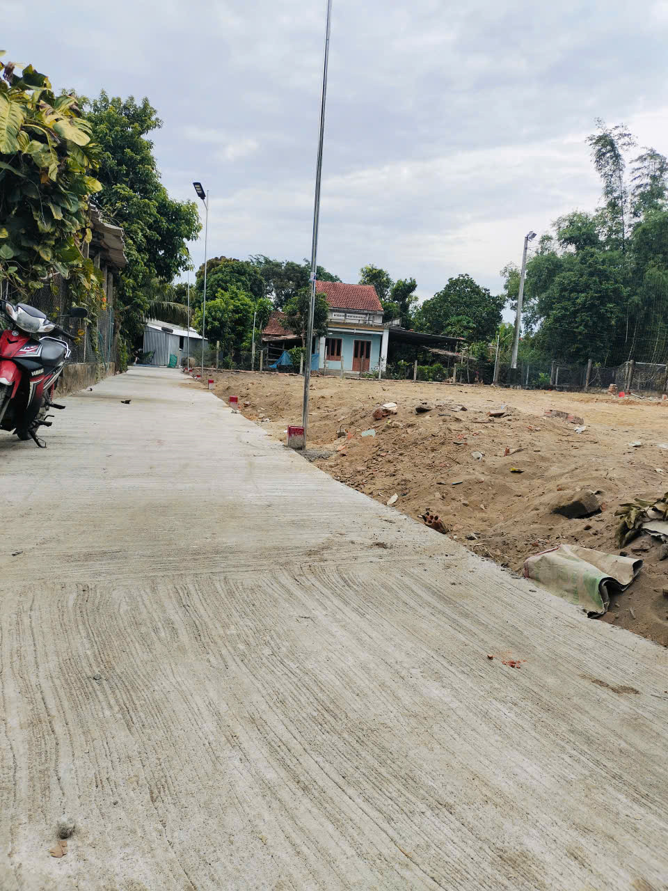 Đất Nghĩa Hoà 2 mặt tiền cách đường chính chỉ 30m vị trí đẹp, dân cư đông đúc diện tích 115m2