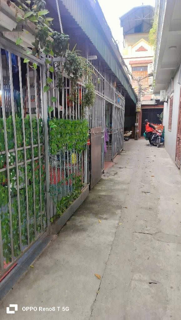 NHÀ MỚI XÂY, VĨNH QUỲNH, QUỲNH ĐÔ, HÀ NỘI 

NHÀ ĐẸP ĐÓN TẾT , HIẾM CÓ , PHÙ HỢP CHO KHÁCH ÍT TIỀN , ĐẤT XEN KẸT , XUNG QUANH LÀ THỔ CƯ 

MUA BÁN VI BẰNG

Giá  ;  1xxx

LH + Zalo ; 0947399138
