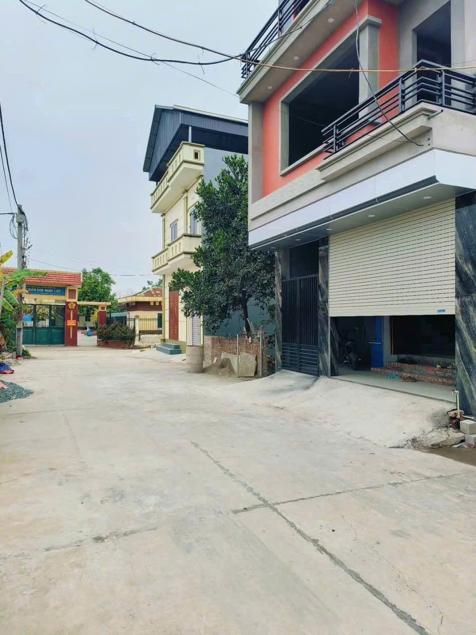 BÁN ĐẤT NGỌC LIỆP QUỐC OAI GẦN VIỆN NHI