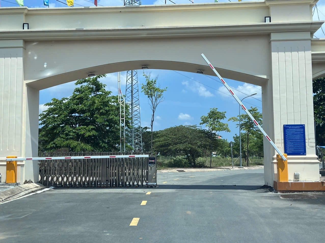 Bán đất 153.6m² full thổ cư ngang 6.4m giá 13 tỷ tại Xã Nhà Bè