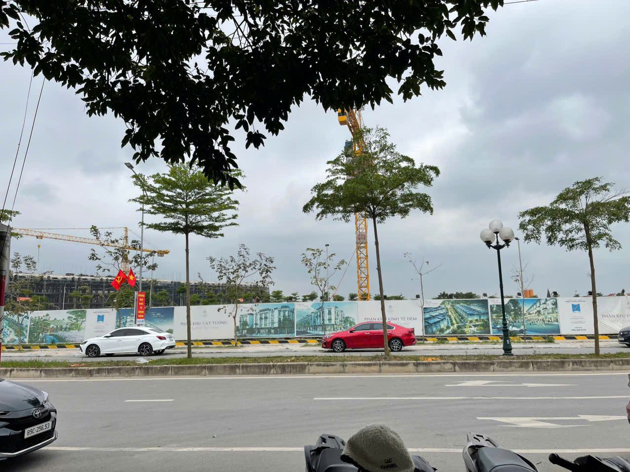 Bán lô 75m2 tại Phố Huyện Văn Lâm ngay KĐT Hoàng Vương, giá tốt: 0835459289