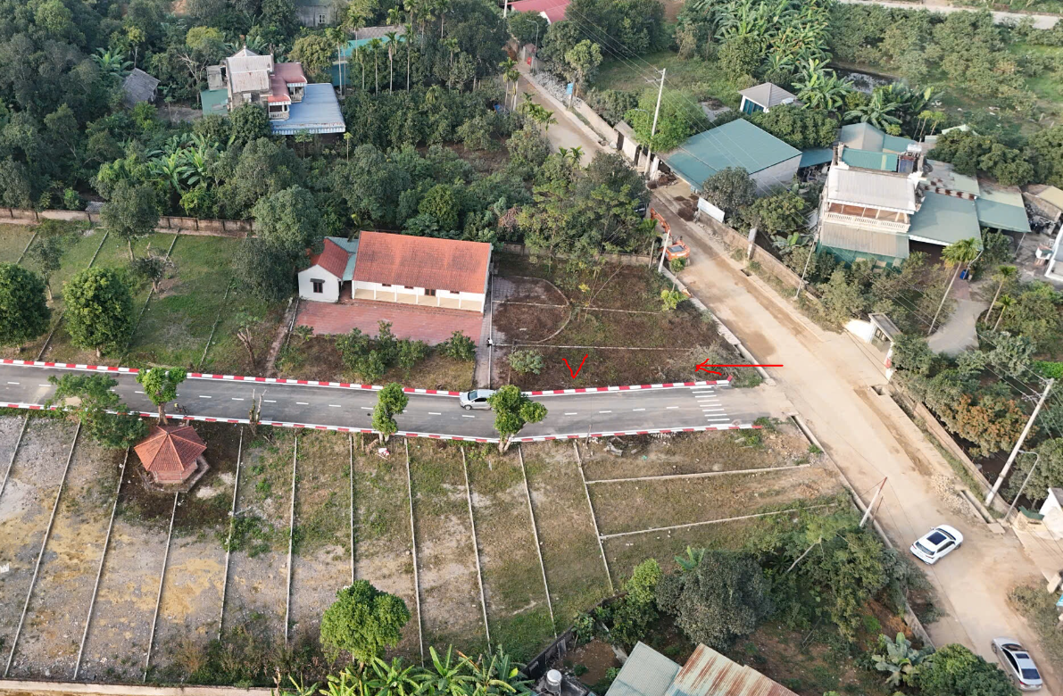147m - lô góc 2 mặt tiền - mặt đường apphan liên xã - chỉ hơn 2tỷ