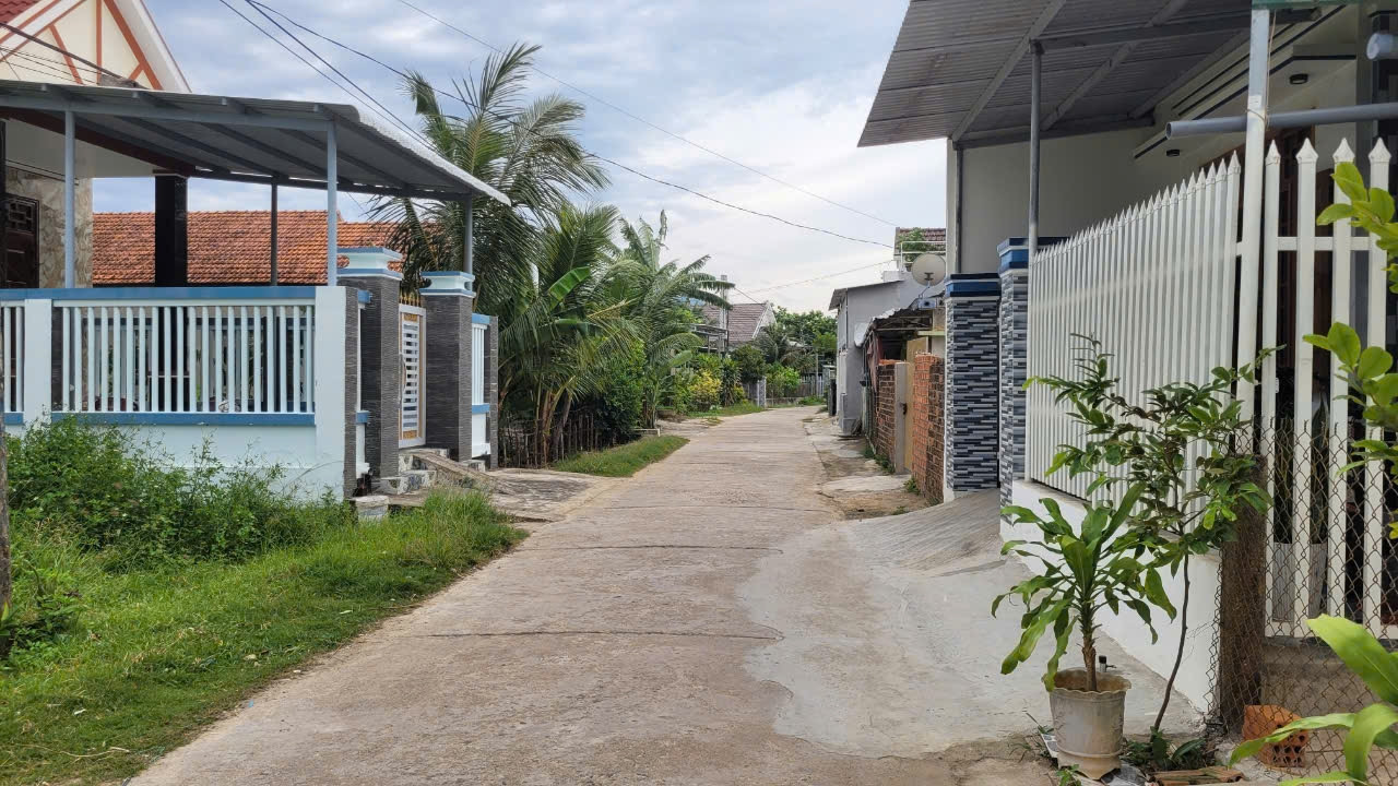 0938.113.403 Bán đất full thổ cư Quang Đông- Ninh Đông sát trung tâm thị xã Ninh Hòa, đường quy hoạch 13m
