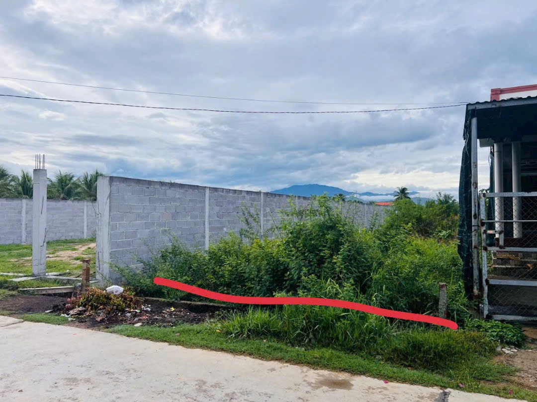 Giá chỉ 1ty600có ngay lô đất 309m2 80ont. Trục chính Ninh Điền Ninh Thọ Ninh Hòa Khánh Hòa. Zalo 0938156791 Hiếu