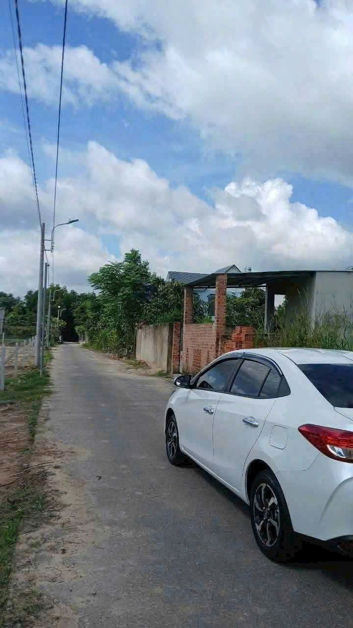 Bán đất Phú An, Bến Cát, Bình Dương 190m2, có 100m2 thổ cư.