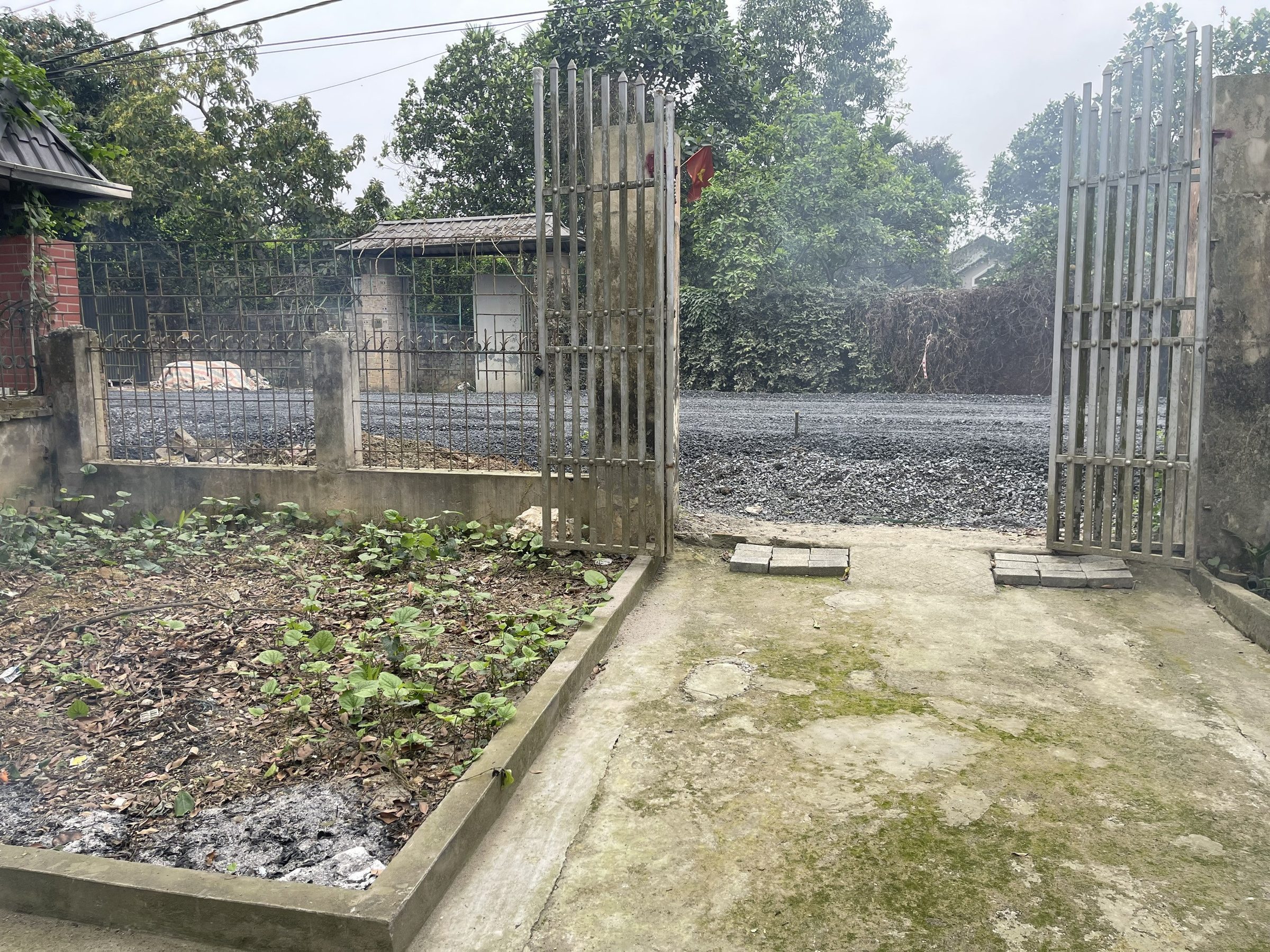 Bán đất 280m² có sẵn 60m² đất làm nhà ngang 8m giá 2.2 tỷ tại Xã Phú Cát