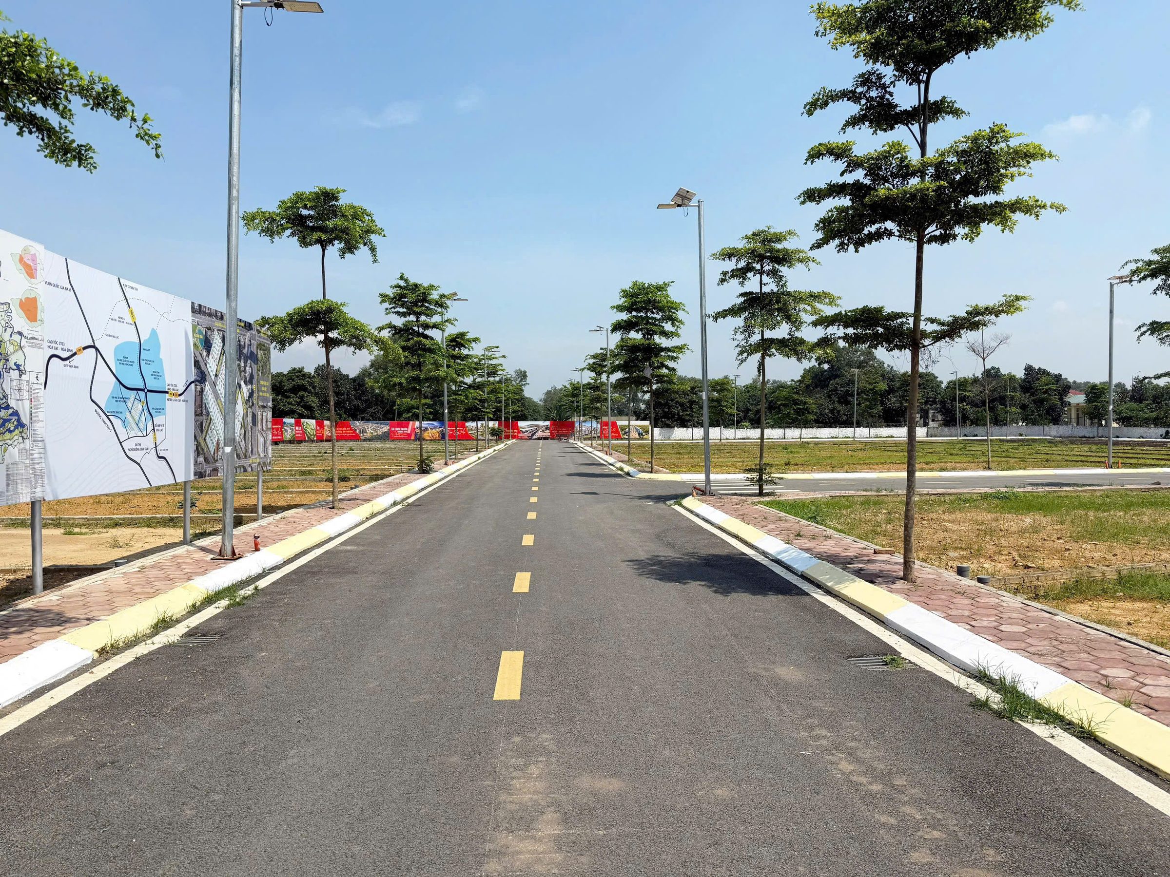 BÁN ĐẤT GẦN TRƯỜNG ĐH GIAO THÔNG VẬN TẢI