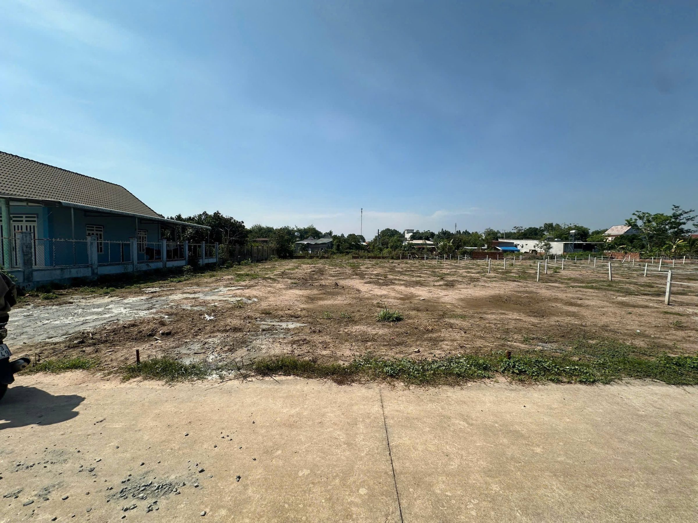 Cần ra đi lô đất rừng trồng cây lâu năm có sẵn 300m2 thổ cư ở Phú Giáo Bình Dương giá 700tr