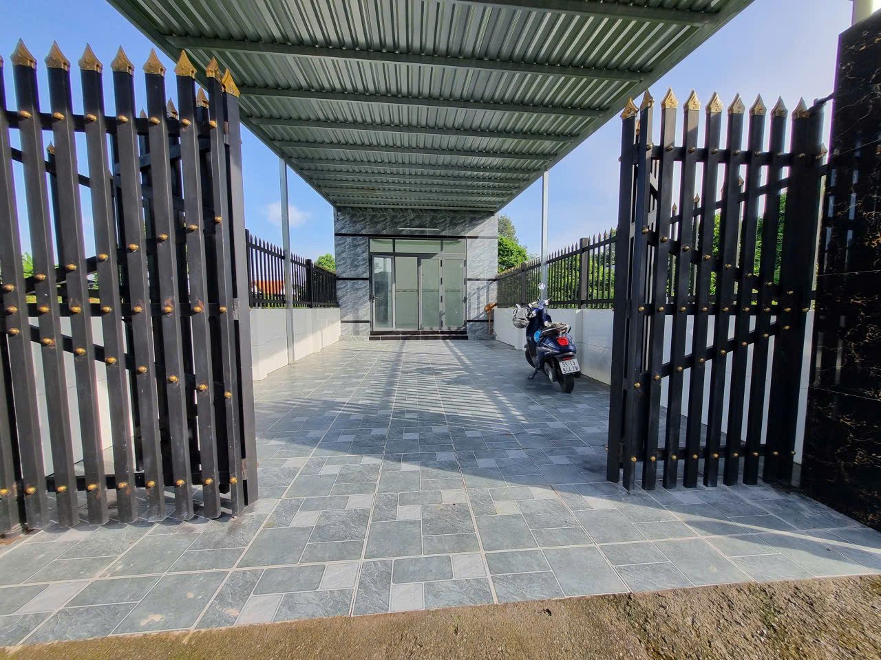 (L759) Bán nhà 1/ Tỉnh Lộ 15, có hoàn công, xã Tân Thạnh Đông, dt 121m2, giá 2 tỷ 800