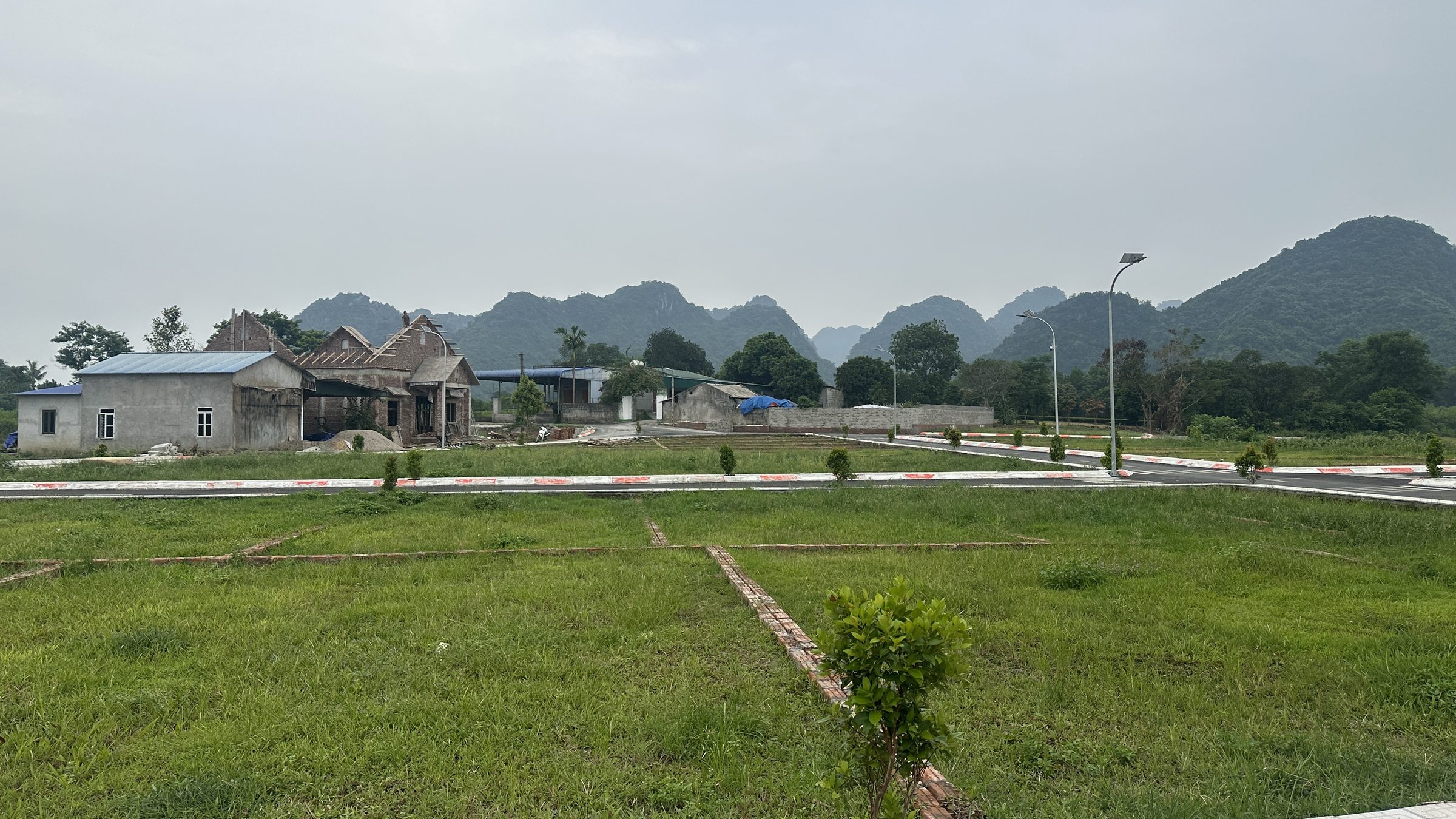 💰 HƠN 500 TRIỆU - FULL THỔ CƯ, CÁCH ĐƯỜNG HCM 300M, GẦN UTOPIA TẠI PHÚ THÀNH, LẠC THUỶ