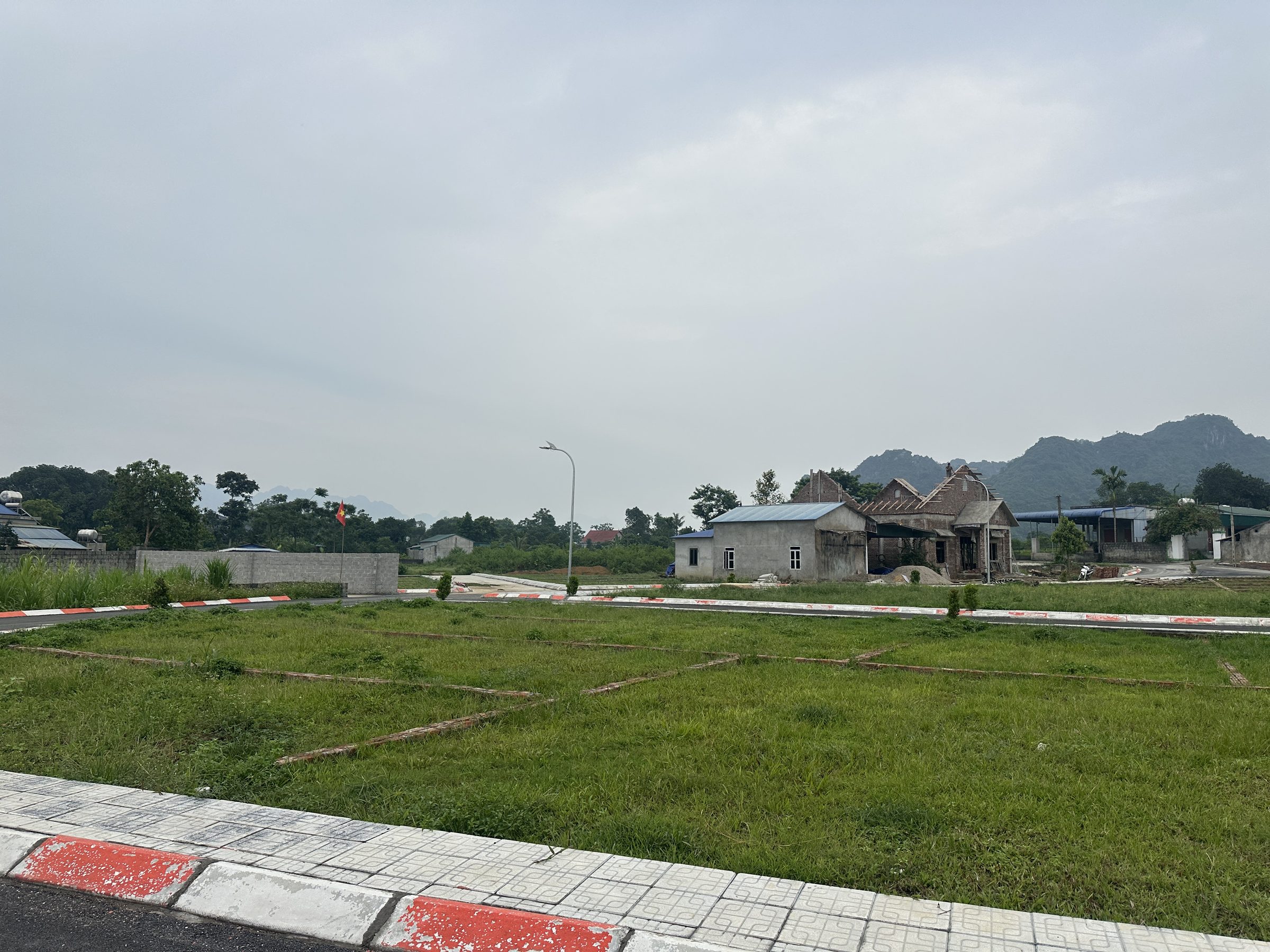 💰 HƠN 500 TRIỆU - FULL THỔ CƯ, CÁCH ĐƯỜNG HCM 300M, GẦN UTOPIA TẠI PHÚ THÀNH, LẠC THUỶ