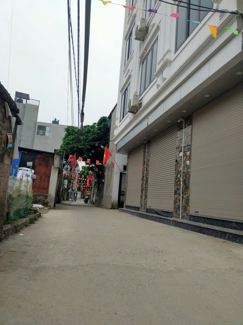 Bán 55m2 trục chính thôn Phượng Nghĩa, Phụng Châu.