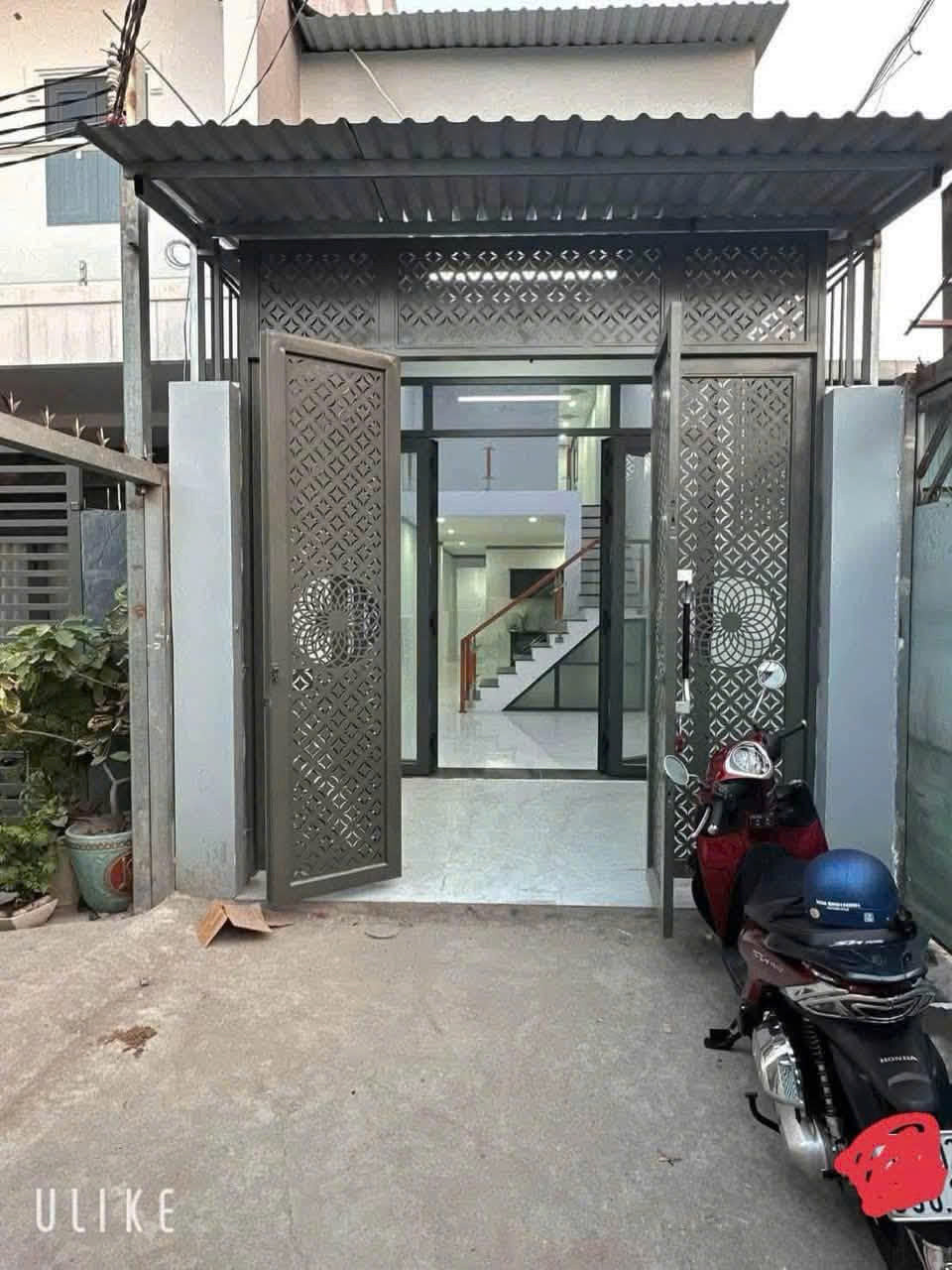 CHỈ HƠN 2 TỶ CÓ NGAY NHÀ ĐƯỜNG Ô TÔ - SÁT VÁCH BÌNH CHÁNH