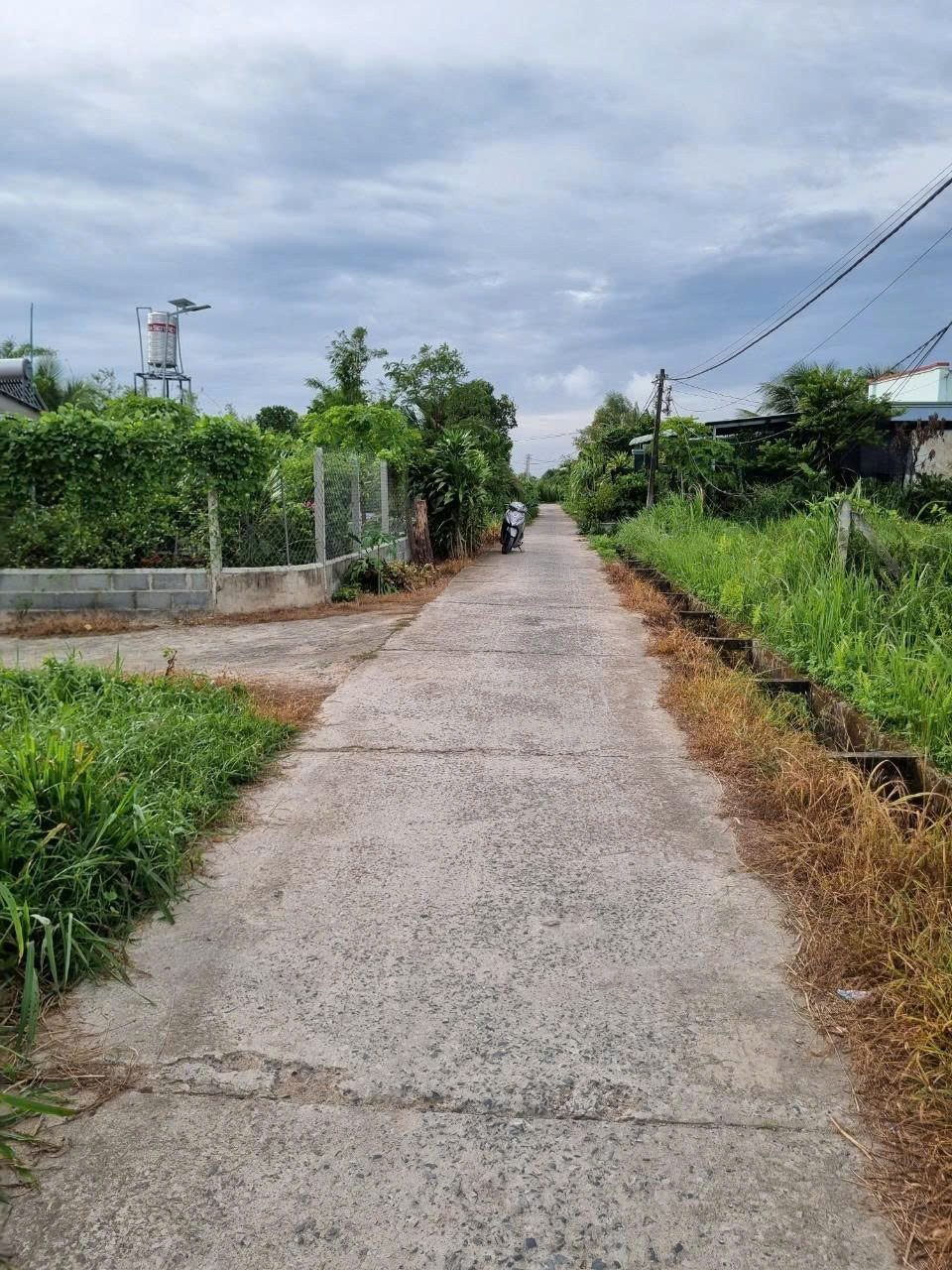 (L269) Đất xã Phước Thạnh,dt 1000m2, đất ở ONT, giá 3 tỷ 500