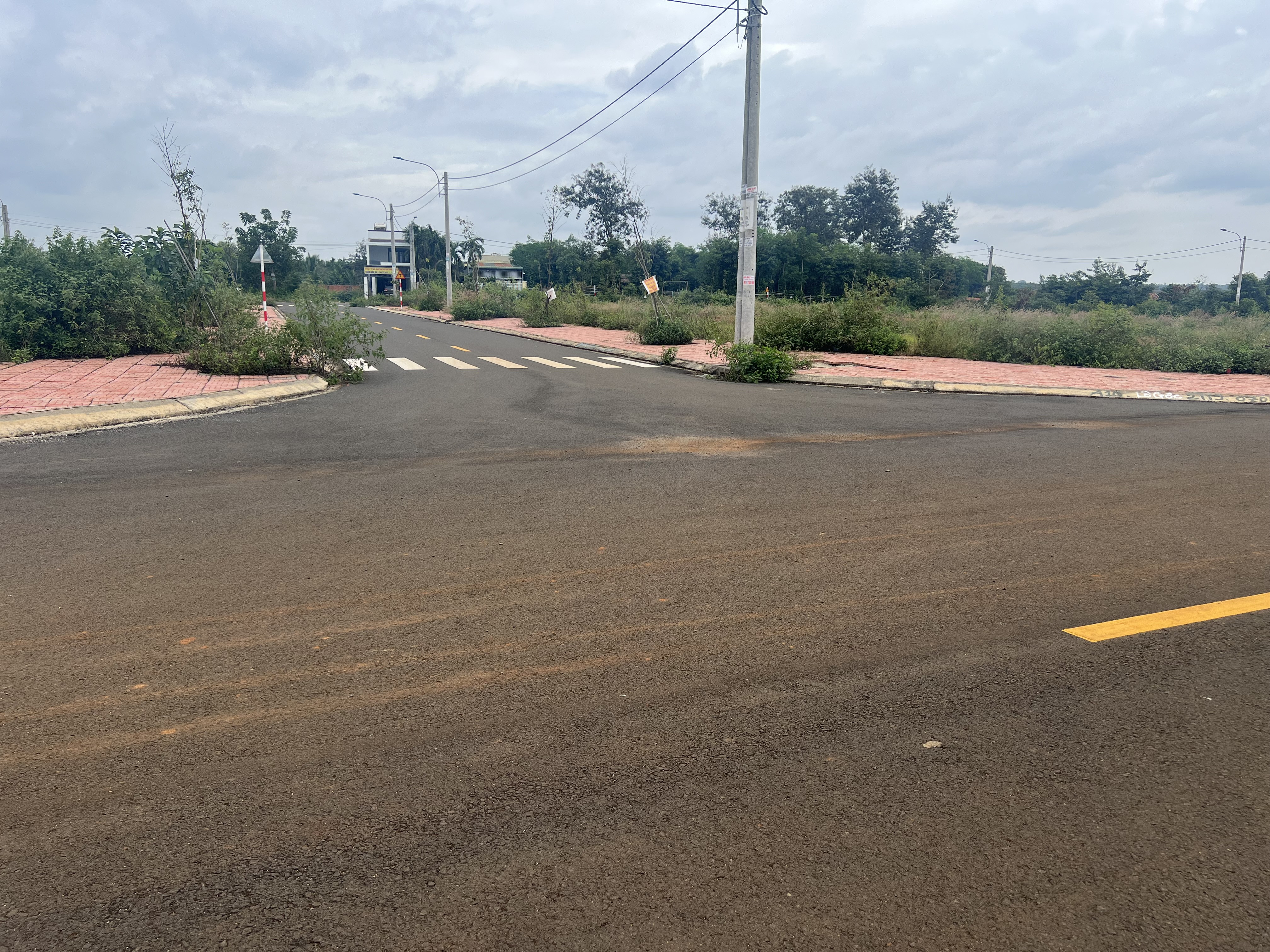 Bán đất 219.1m² ngang 7m giá 3 tỷ Xã Quảng Phú (B2)