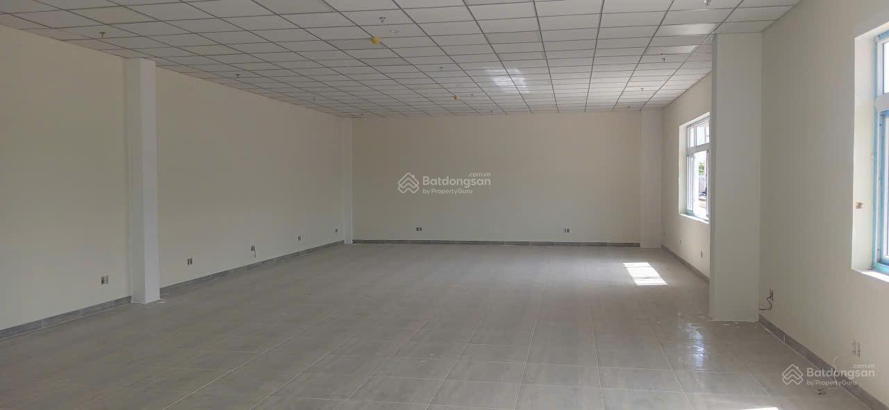 Cho thuê lẻ nhà xưởng tổng 15.000m2, cắt lẻ 2000m2 trở lên, tại KCN Châu Đức, gần cảng Cái Mép