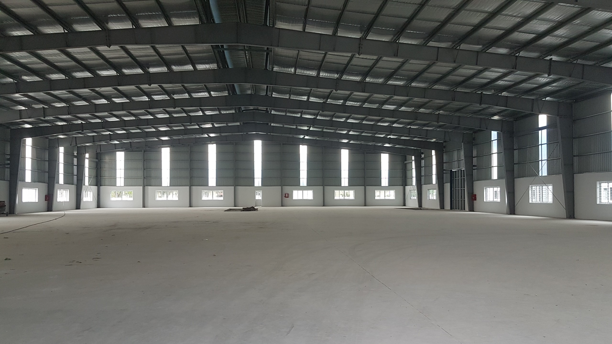 Khu Công Nghiệp Tại Tỉnh Đồng Nai Cho Thuê Nhà Xưởng Sản Xuất khuôn viên độc lập .