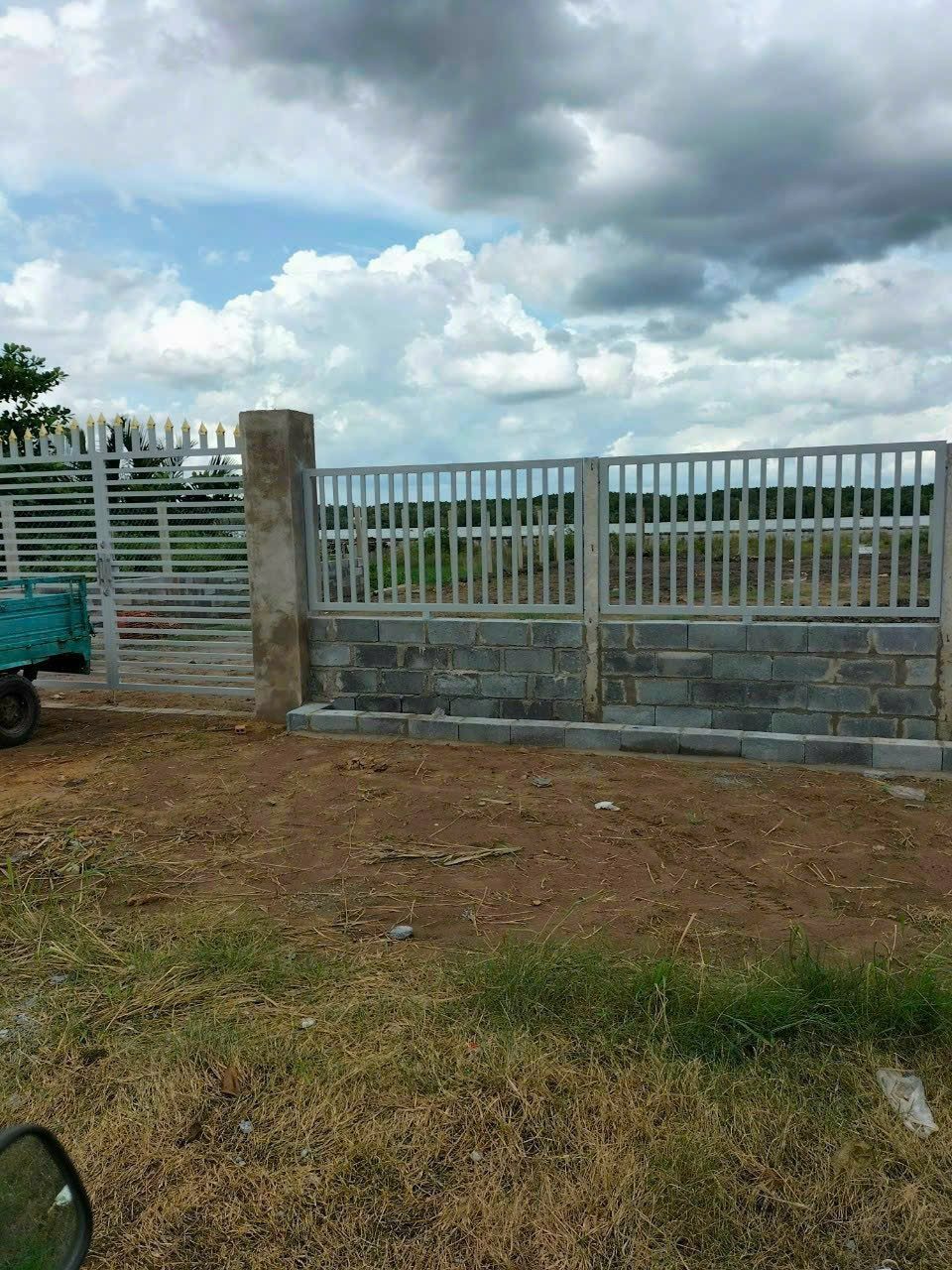 🔥 Bán đất thổ cư 2 mặt tiền view sông Lòng tàu 
- mặt tiền đường nhựa 12m Lh:0988633377