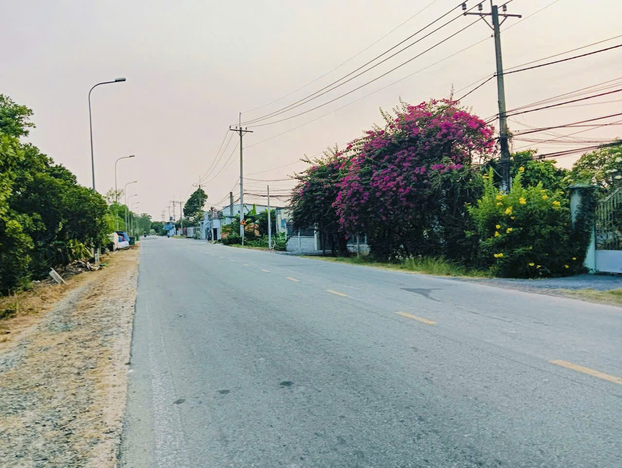 Đất mặt tiền buôn bán kinh doanh MT Nguyễn Văn Khạ xã Tân An Hội Củ Chi TPHCM, DT: 10x45m.
