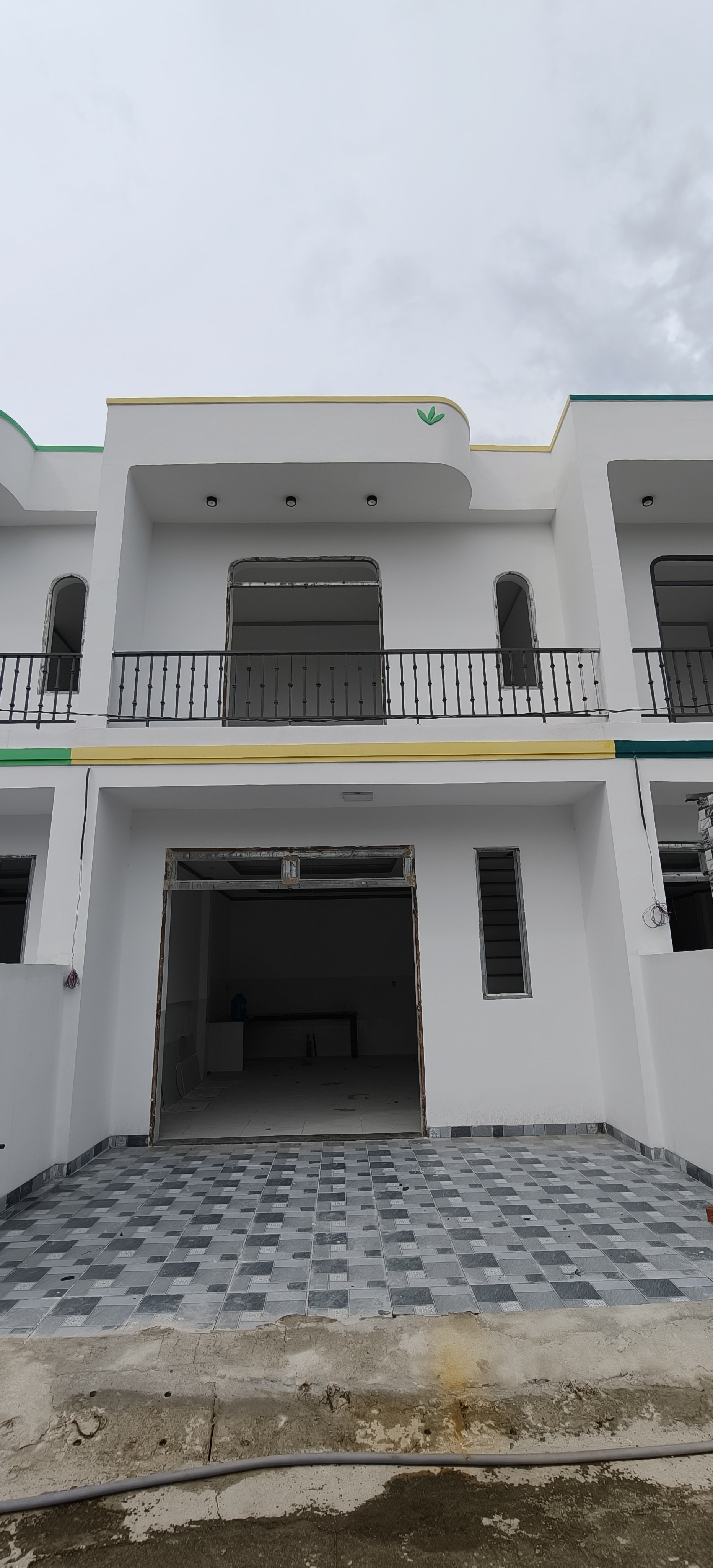 🏡 BÁN NHÀ GÁC LỬNG 3 PHÒNG NGỦ GẦN CHỢ THẠNH PHÚ – GIÁ CHỈ 1,65 TỶ 🏡

📍 Vị trí đẹp, gần chợ Thạnh Phú, trường học, UBND, tiện ích đầy đủ trong bán kính vài phút di chuyển.

✅ Diện tích rộng rãi, thiết kế gác lửng hiện đại
✅ 3 phòng ngủ, phòng khách, 