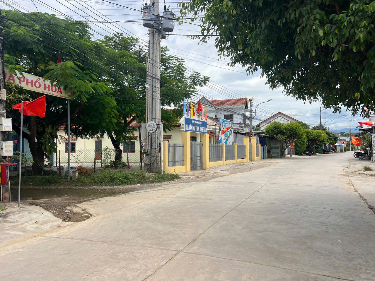 0763615365 Bán đất 264.2m² ngang 7.7m giá 1.52 tỷ Xã Tân Định