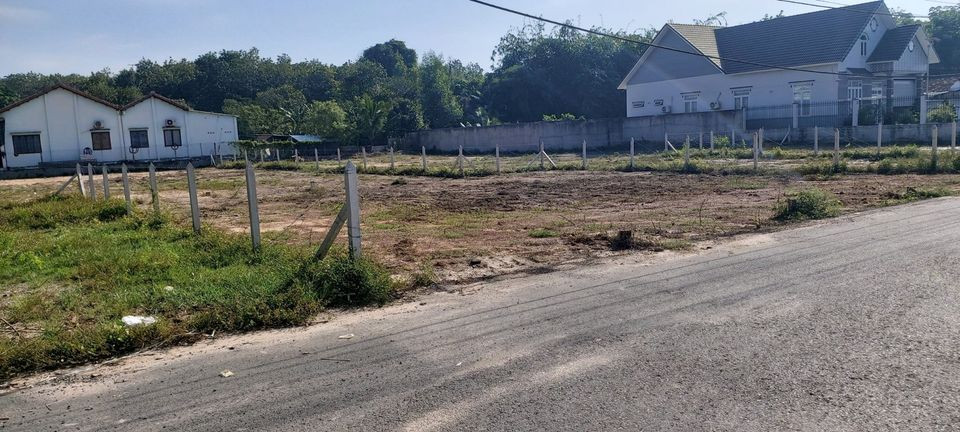 Bán đất 250m² ngang 5m giá 390 triệu Xã Tân Khai 0938889035_A ÚT