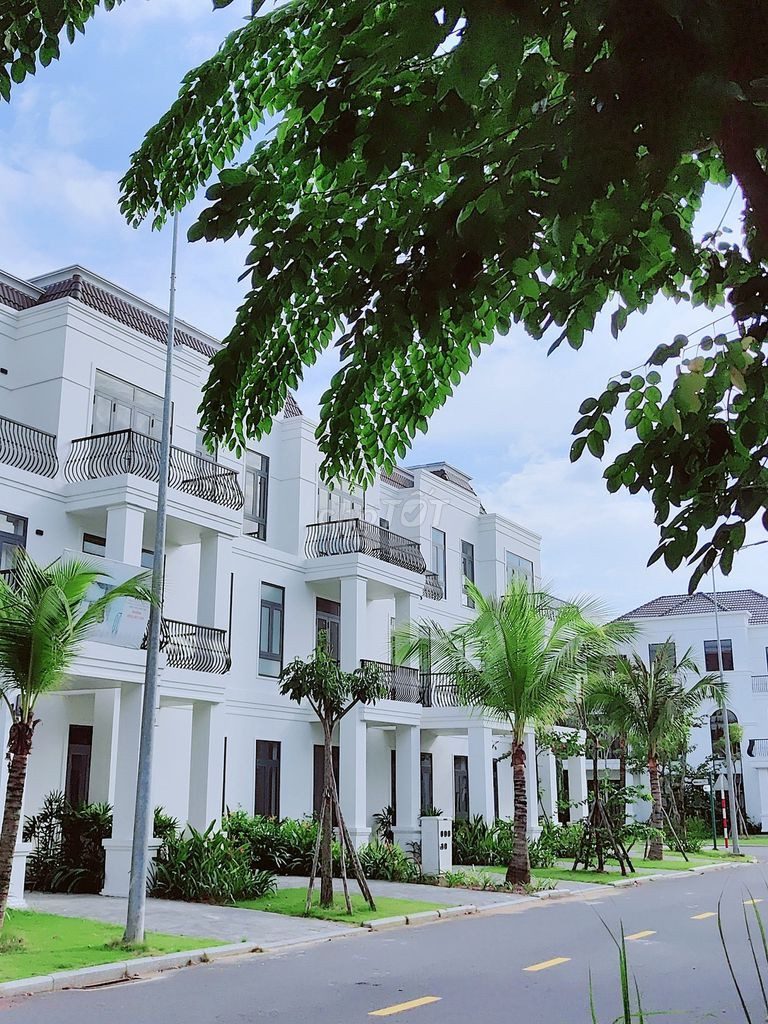 Bán Nhà riêng 84m2 có sẵn 84 m2 thổ cư giá 4.2 tỷ tại Xã Tân Mỹ Huyện Đức Hòa Long An