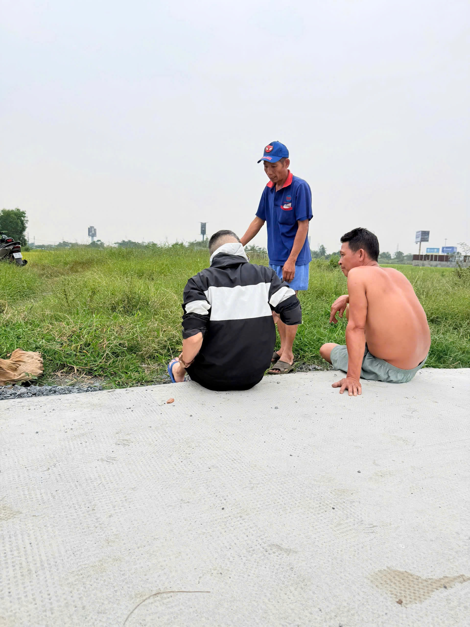 Bán đất 1000m² ngang 15m giá 1.7 tỷ tại Xã Tân Nhựt
