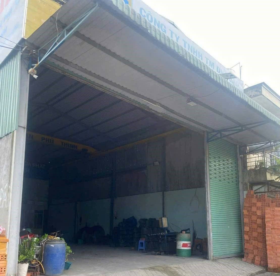 ❗ 880 triệu là giá chốt chú Chín cần bán căn xưởng rộng gần 300m2 ngang 9m