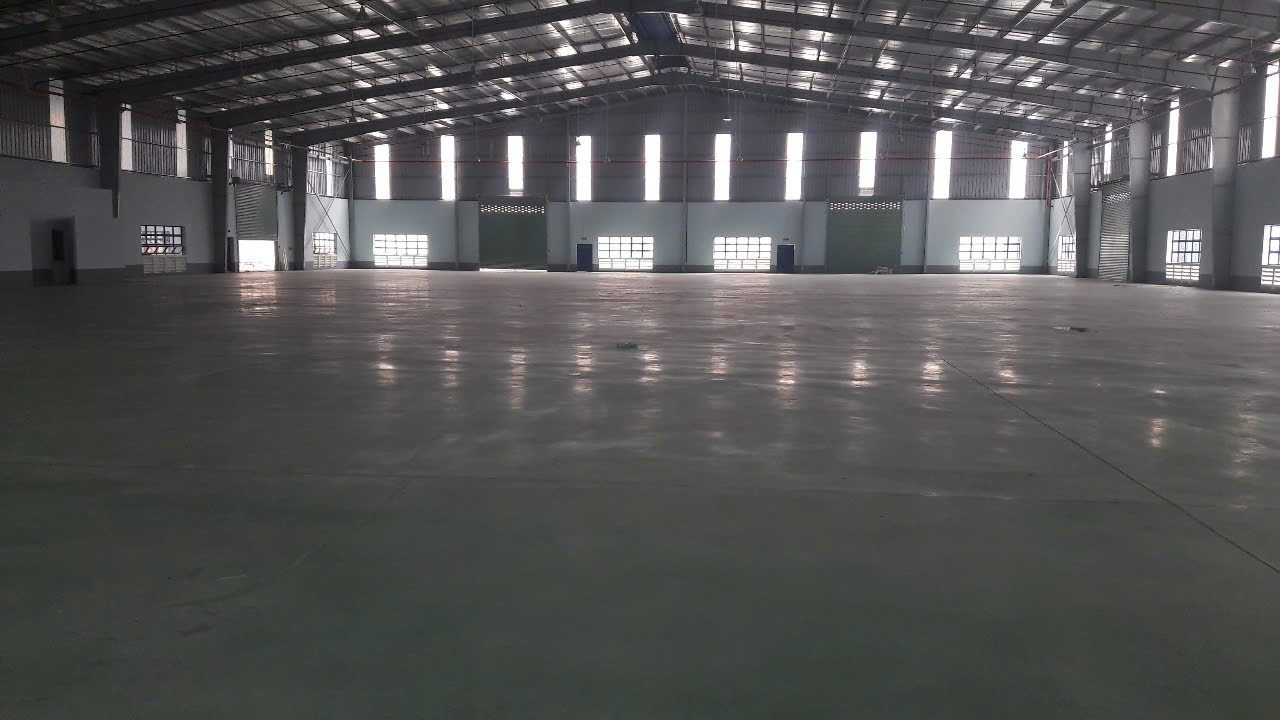 NHÀ XƯỞNG CHO THUÊ 6000M GIÁ 200 TRIÊU XÃ TÂN PHÚ TRUNG CU CHI LH: 0944977229