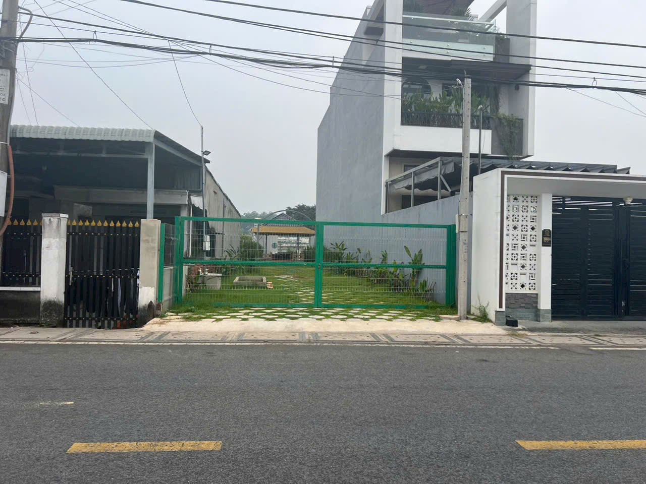 Bán đất thổ cư 2 mặt tiền buôn bán kinh doanh đường Nguyễn Kim Cương xã Tân Thạnh Đông Củ Chi TPHCM, DT: 6,5x35m.