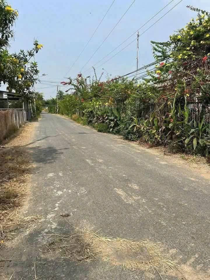 Bán đất 150m² full thổ cư ngang 5m giá 339 triệu tại Xã Tân Trụ