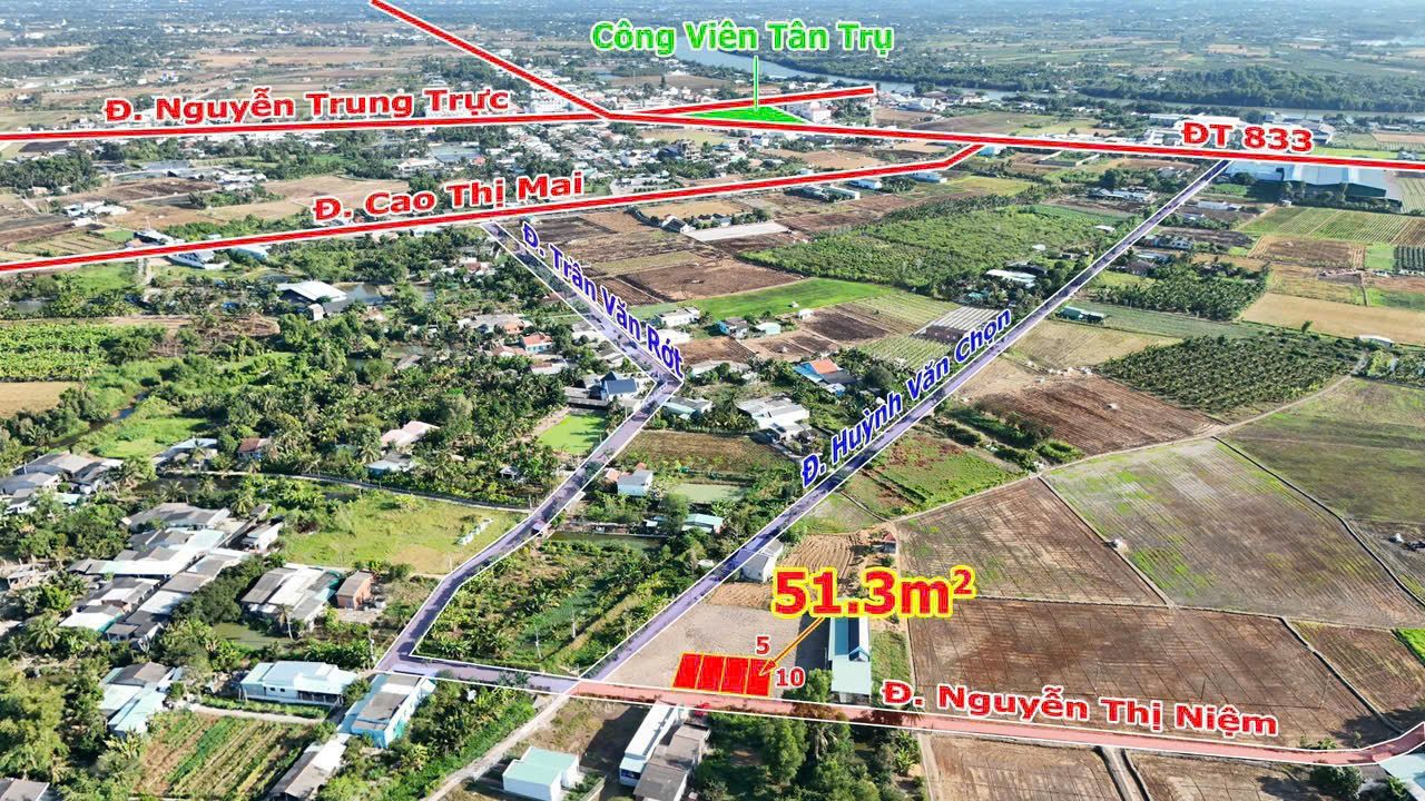 Bán nền thổ 5x10 mt bê tông 5m gần chợ trường học UBNN tại Xã Tân Trụ Tỉnh Tây Ninh