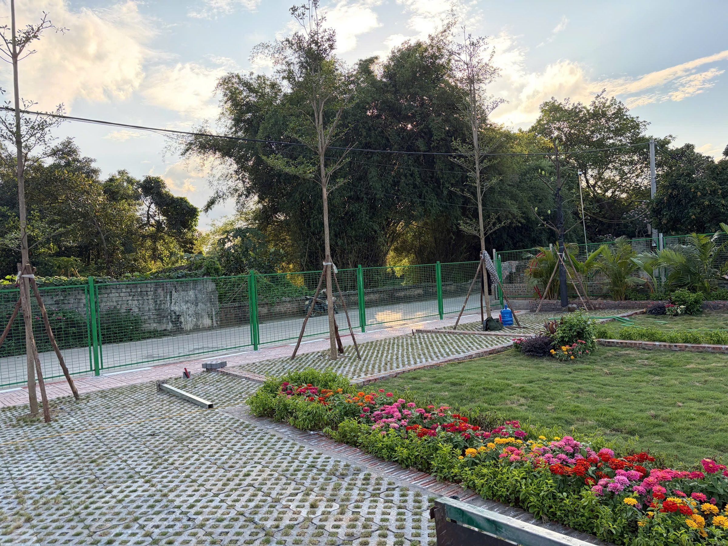 Hot nhất kv hòa lạc chỉ 4ty có 100m full đất ở nằm tại trung tâm hòa lạc sát vách  DHQG và CNC