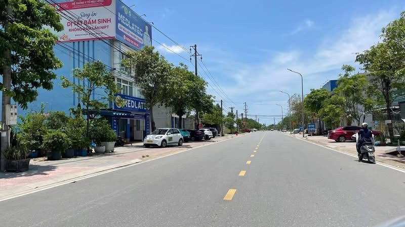 Bán đất trung tâm TP Hà Tĩnh, MT đường Hải Thượng Lãm Ông, Phường thành sen, Hà Tĩnh
⭐ BÁN ĐẤT MẶT TIỀN KD ĐƯỜNG HẢI THƯỢNG LÃN ÔNG, PHƯỜNG THÀNH SEN, TP HÀ TĨNH 💵 GIÁ 7,x tỷ