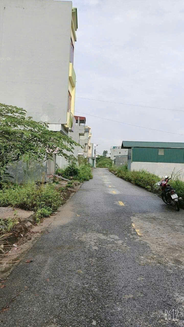 CẦN BÁN NGAY MẢNH ĐẤT TẠI TRUNG TÂM CÔNG NGHỆ CAO HOÀ LẠC 95m2 CHỈ VƠI 2,95ty.