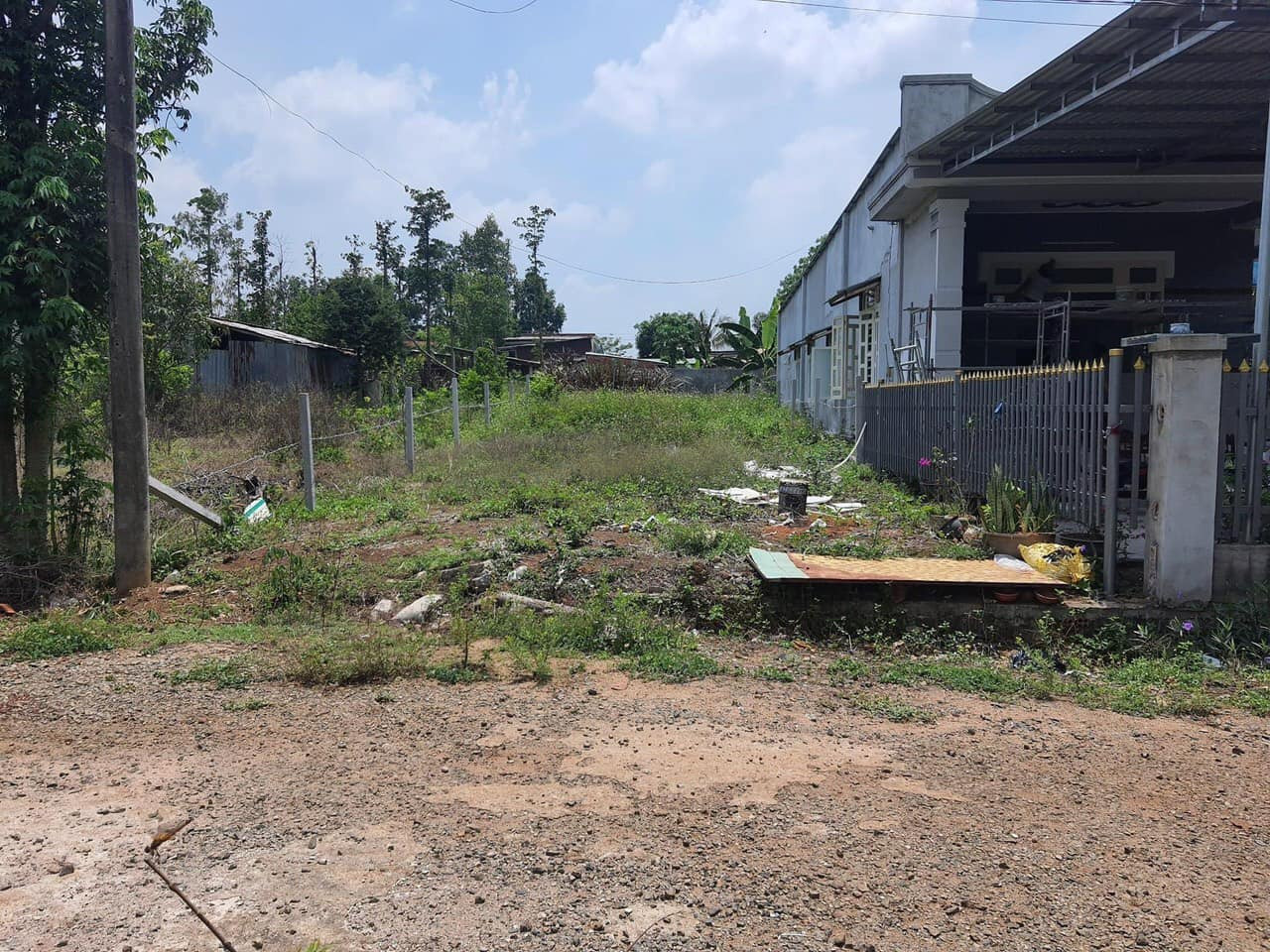 CẦN BÁN LÔ ĐẤT VƯỜN 3.000M2 SẴN 100TC GIÁ 1 TỈ 100 TRIỆU SÁT TỈNH LỘ 757