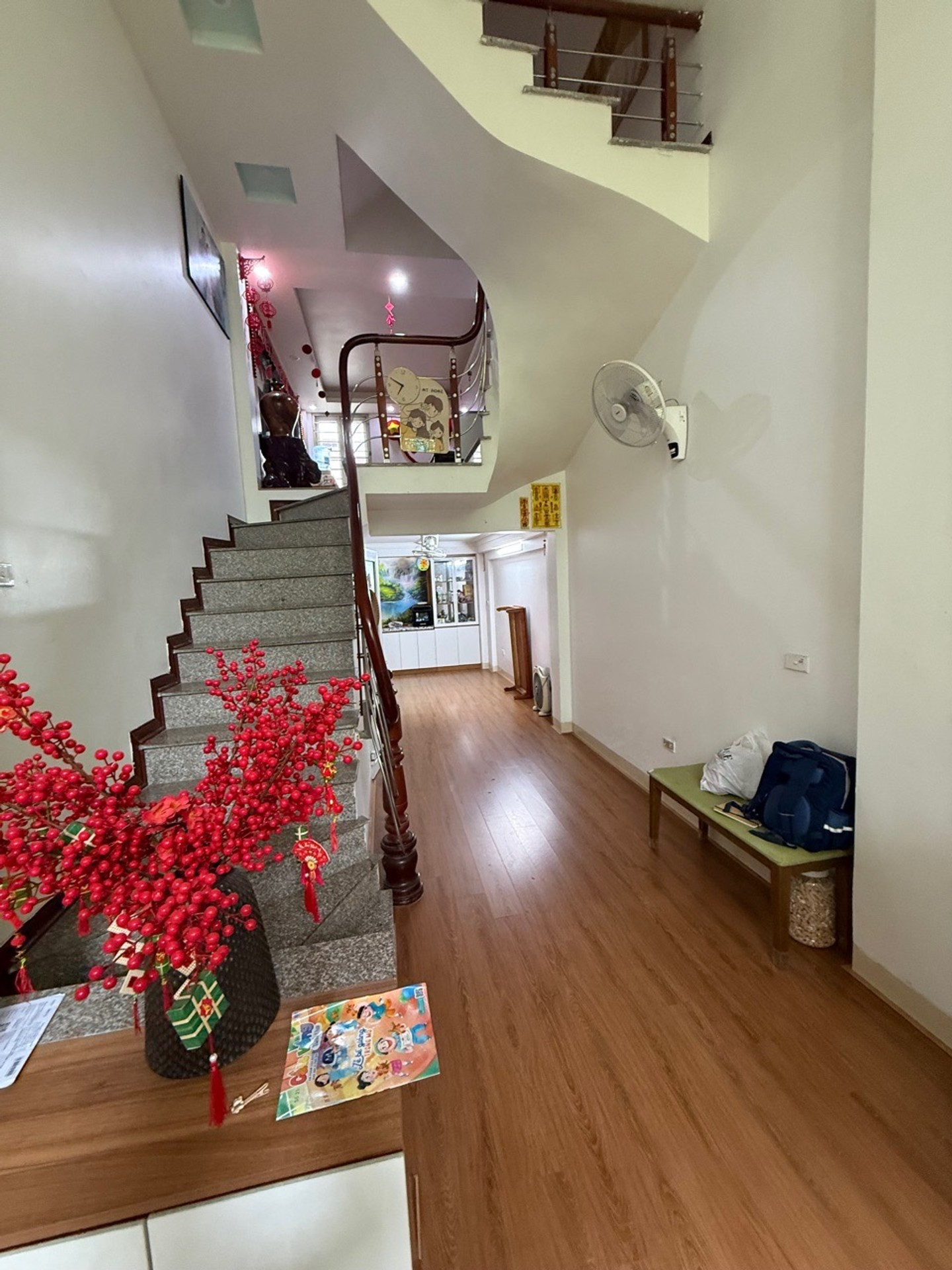Bán nhà Kim Giang – Giá 10.8 tỷ – DT 45m² x 5 tầng – Full nội thất chủ tặng, Không quy hoạch, Sổ đỏ chính chủ