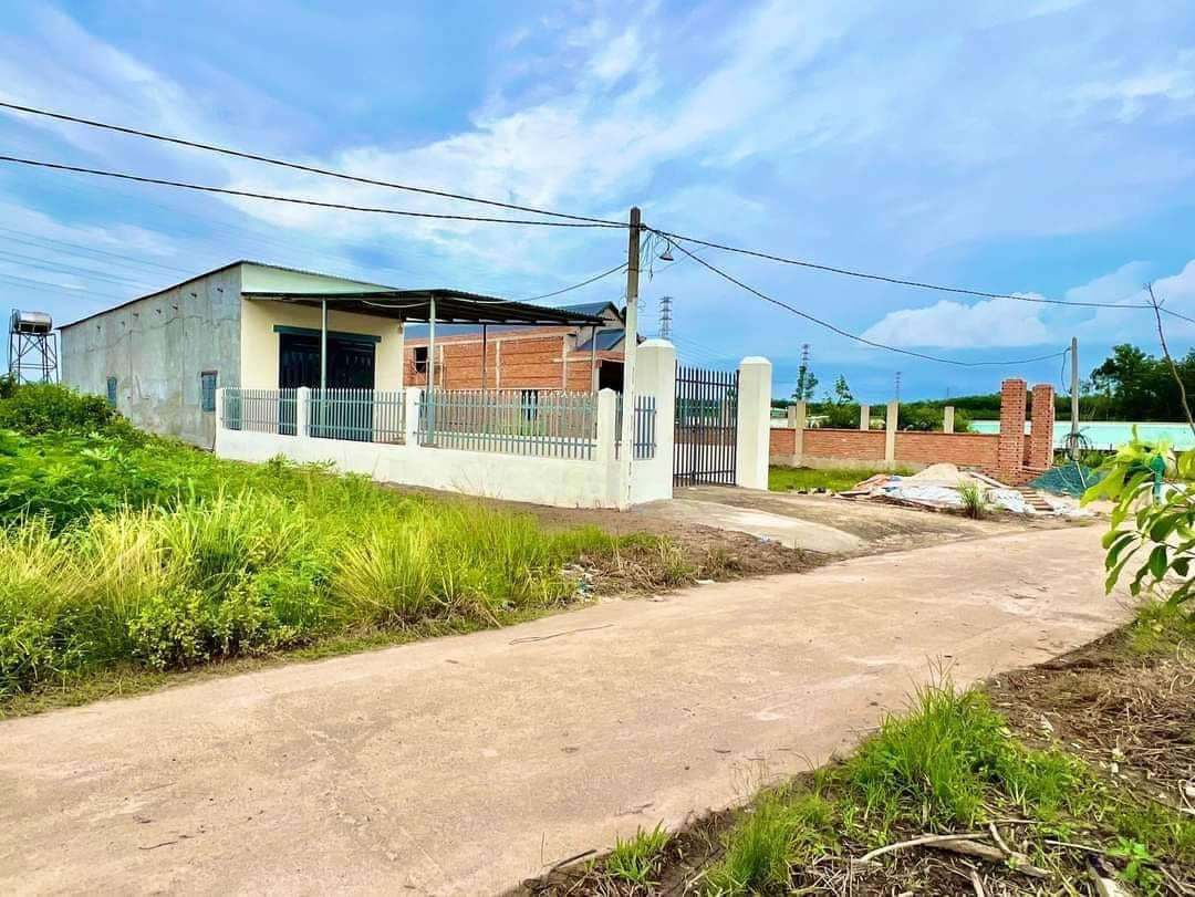 Bán đất 10m ngang chỉ có 390tr, chính chủ