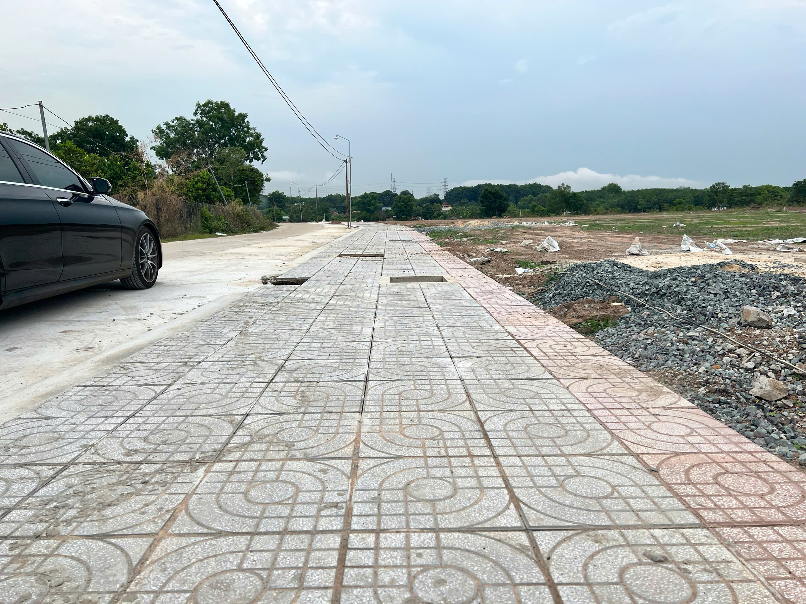 Chính chủ cần ra đi gấp lô đất vị trí đẹp, giá chỉ 16tr/m2 sổ hồng liền tay!!