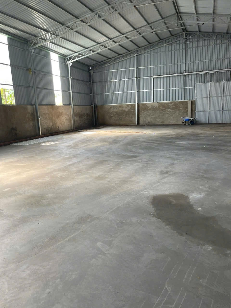 Bán kho 500m2 MT 8,7m nở hậu 13m, ấp 1A Thanh Phú, Bến Lức, Long An