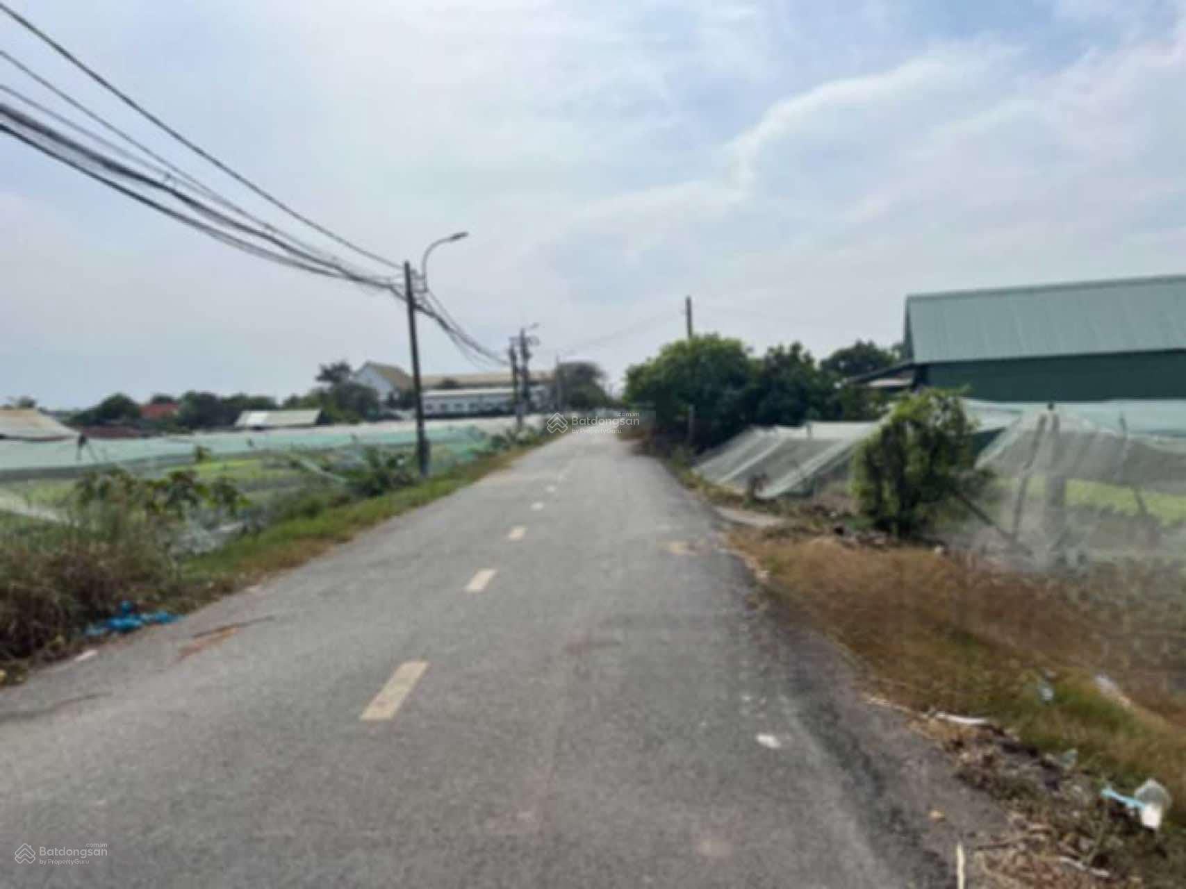 Bán Đất 1687.3m2 giá 8.44 tỷ tại Xã Thới Tam Thôn Huyện Hóc Môn TP. Hồ Chí Minh
